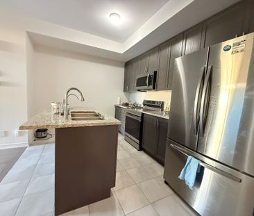 For Lease - 1071 Lockie Drive, Oshawa, Ontario - Photo 3