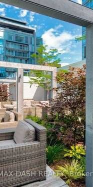 Luxurious feel heart of yorkville - Photo 1