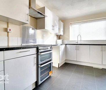 2 bedroom semi-detached house to rent - Photo 5