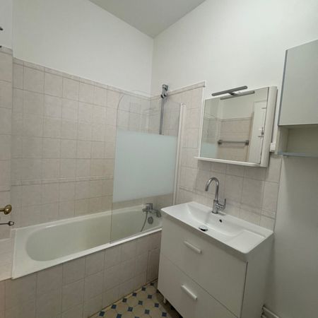 – LOUE – Deux pièces Paris 17ème - Photo 4