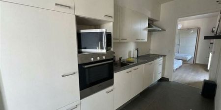 Appartement te huur in Oudenaarde voor € 800 met 1 slaapkamer - Photo 2