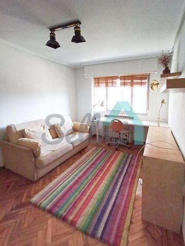 Alquiler de piso en Calle Cardenal Cienfuegos - Photo 5