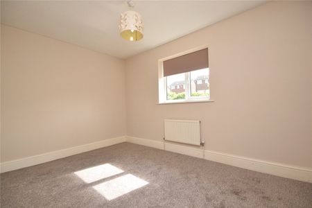4, Spring Gardens, Churwell, Morley, Leeds, LS27 7NE - Photo 3