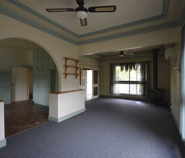 ADDISON REAL ESTATE - Photo 2