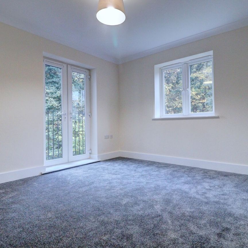 2 bedroom flat to rent, - Photo 1