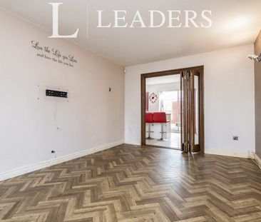 4 bedroom house to rent Seals Green, Birmingham, West Midlands, B38 - Photo 2