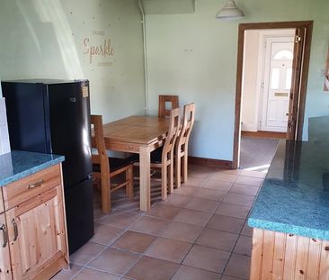 3 Bed Terraced House, Filton Avenue, BS34 - Photo 2