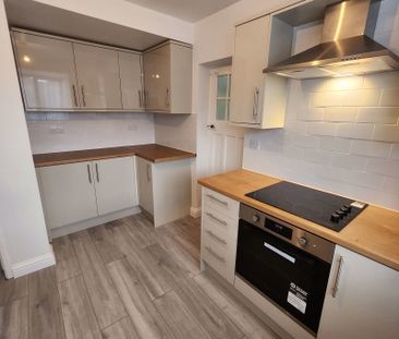 Brooklyn Grove, Kingswinford - Photo 5