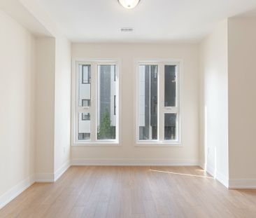 For Lease - 18 Mariners Pier Way, Orillia, Ontario - Photo 2