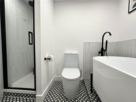 6, Lake View Court, Leeds, West Yorkshire, LS8 2TX - Photo 2