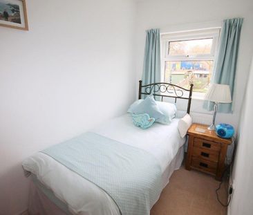 2 bedroom House To Let - Photo 3