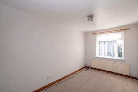 10 Carrowdore Gardens, Bangor, BT19 1SU - Photo 5