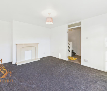 3 bedroom end of terrace house to rent - Photo 1