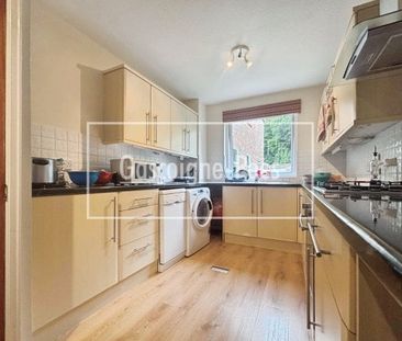 Portsmouth Road, Guildford - Photo 3