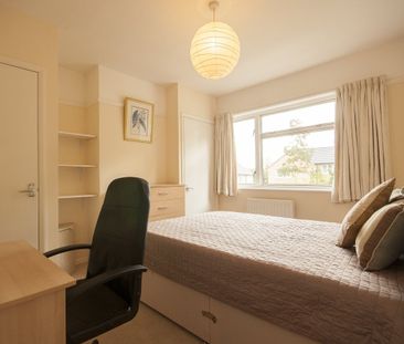 Crotch Crescent, Marston - Photo 3