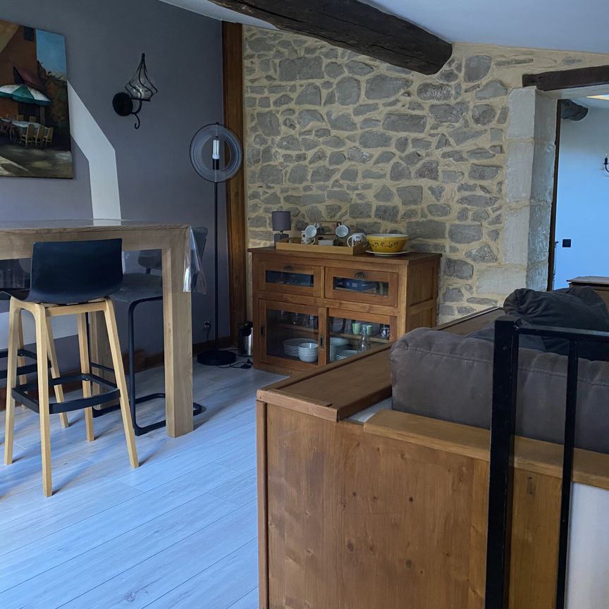 Location Appartement 2 pièces 41m² NIMES 30900 - Photo 1