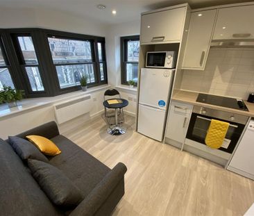 Studio to rent - Photo 6