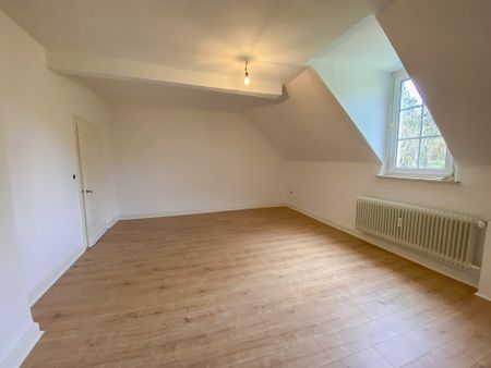 Wohnen zur Miete in einer Burg? 4-Zimmer Wohnung in der Burg Volperhausen! - Photo 5