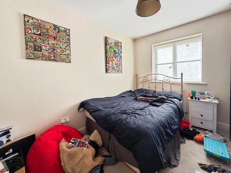 4 bedroom detached house to rent - Photo 3