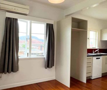Central Family Home - Photo 5