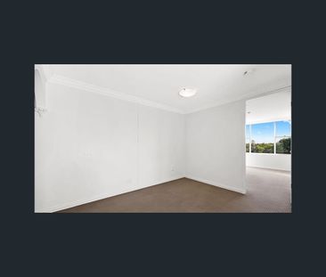 302/1 Watson Street, Neutral Bay, NSW 2089 - Photo 2