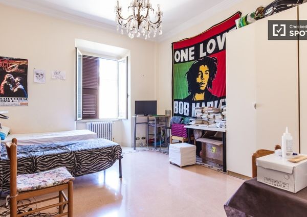 Via di S. Croce in Gerusalemme, Rome, Lazio 00185