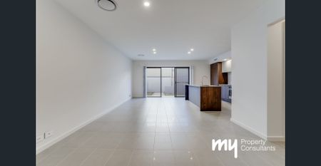 Style, Class and Sophistication - Tri-level Terrace! - Photo 4