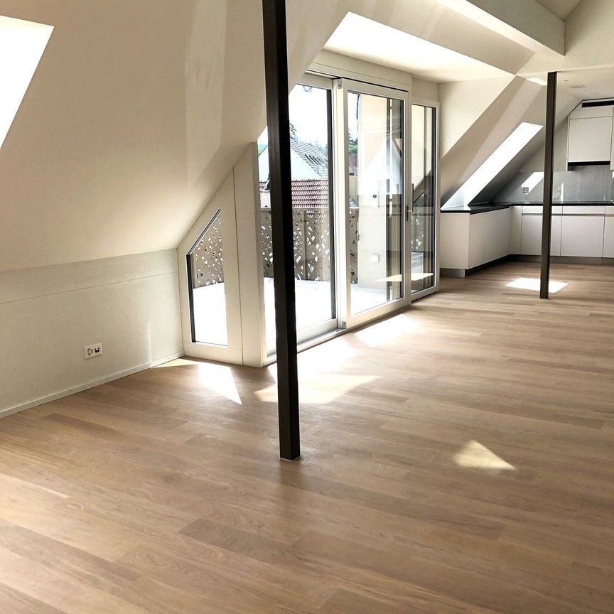 Neubau Maisonette-Wohnung im Herzen von Unterengstringen - Foto 1