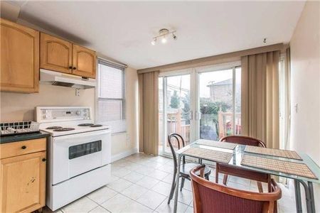 For Lease - 3 Holmesdale Crescent, Toronto, Ontario - Photo 3