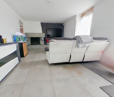 Location Maison 5 pièces 120m² MEZIERES SUR COUESNON 35140 - Photo 1