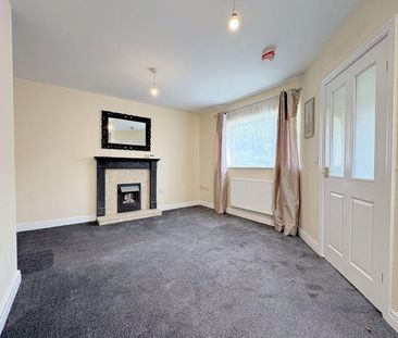 2 bedroom ground floor flat to rent - Photo 1