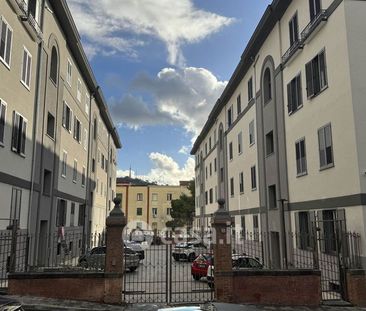 Appartamento in Affitto in zona Centro a Salerno - Foto 1