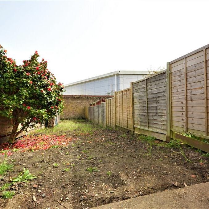 1 bedroom maisonette to rent - Photo 1