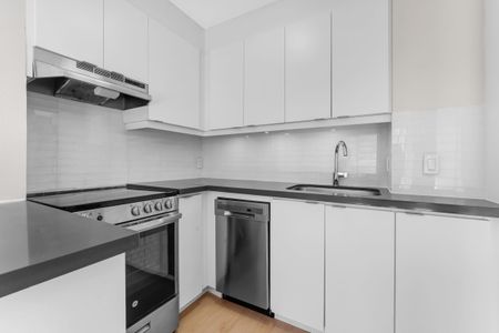 145 York St - Photo 2