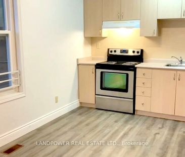 For Lease - 178 Coleman Avenue Unit# Front unit with basement, Toro... - Photo 2