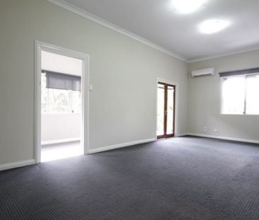 2 Bedroom, 1 Bathroom Apartment in Sought After Location! - Photo 2