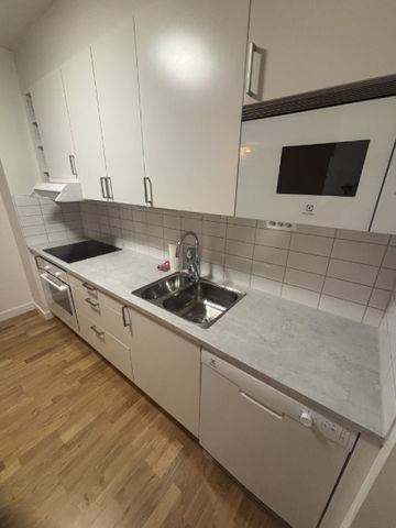 Farsta - 2rok - tillsv - 13.800kr/mån - Photo 3