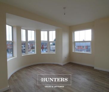 1 bedroom Flat To Let - Photo 2