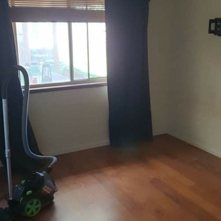 Manly West - Photo 1