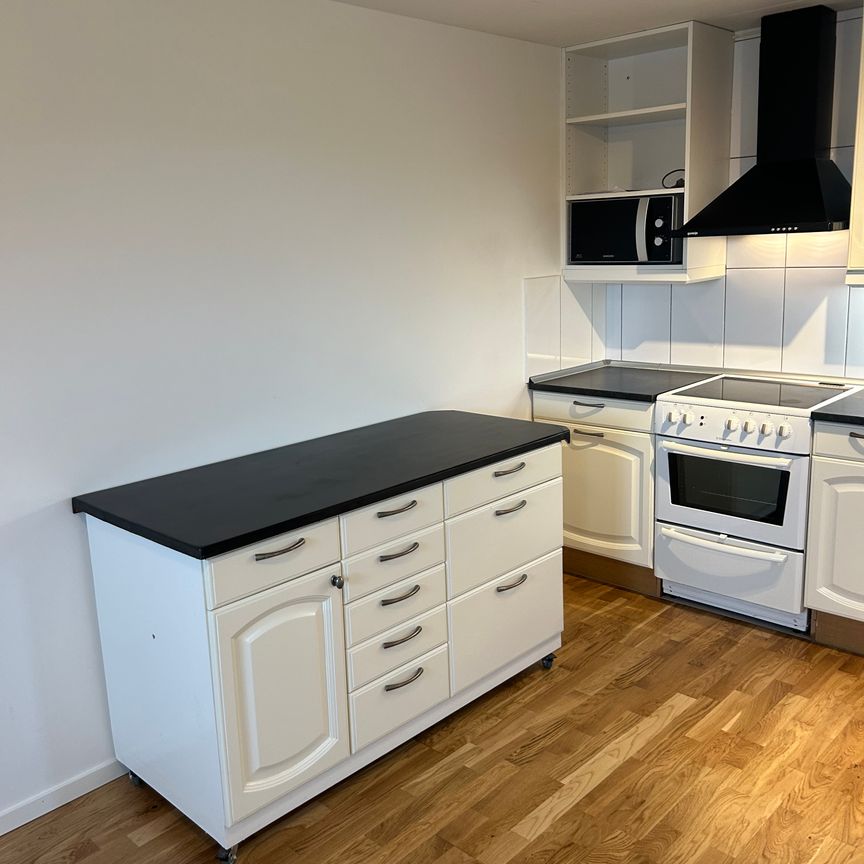 Ekeby, Rosersberg - Photo 1