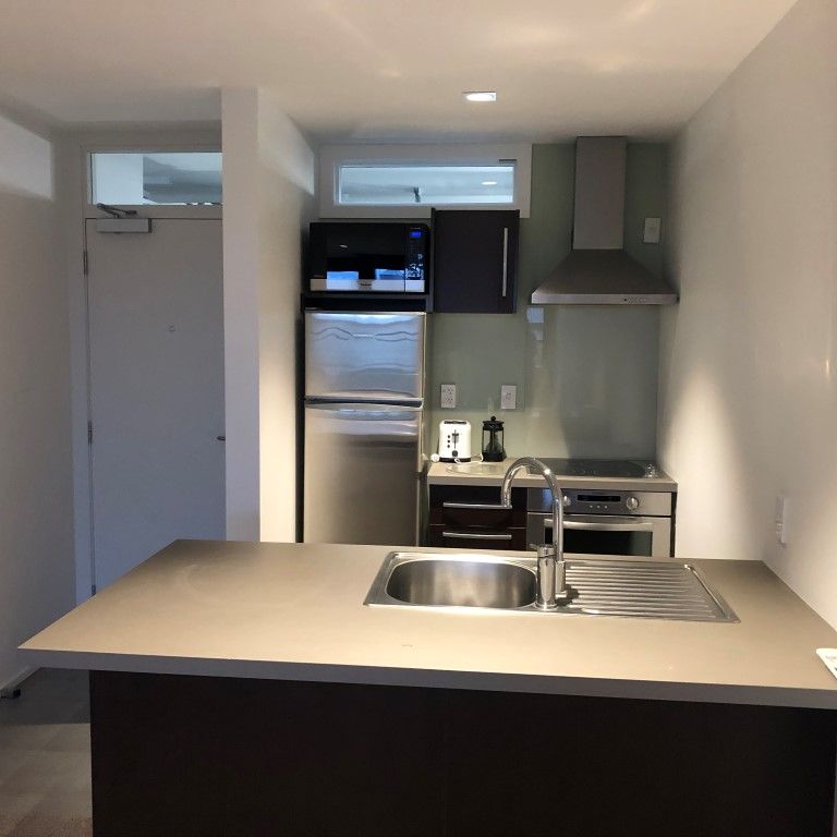 Mount Central Apartment - Mt Maunganui - Photo 1