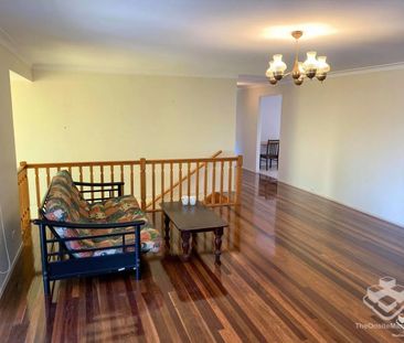 Walk to Sunnybank Plaza | Air- con Furnished 3 Bed | Utilities Incl... - Photo 1