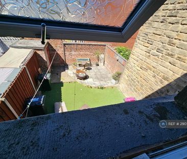 4 bedroom terraced house to rent - Photo 2