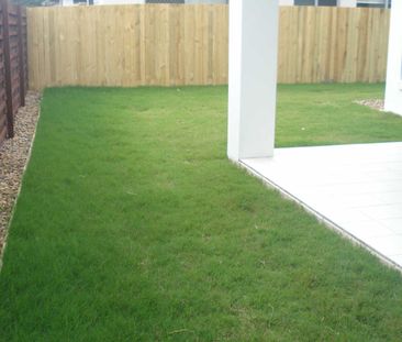 Three bedroom home Little Mountain - BREAK LEASE - Photo 1