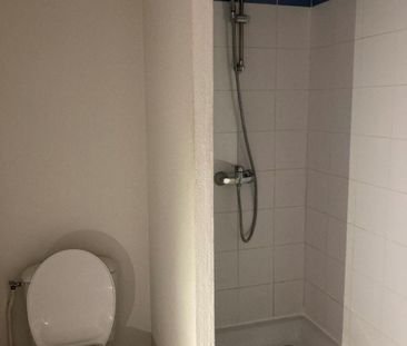 Location Appartement 1 pièce 27m² ALENCON 61000 - Photo 3