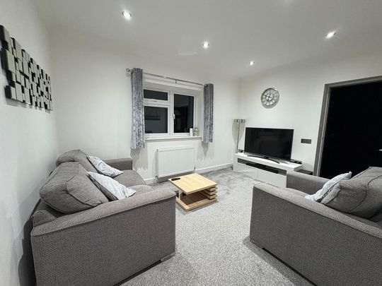1 bedroom detached bungalow to rent - Photo 1