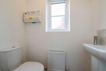 Springfield Meadows, Bolsover, S44 - Photo 3