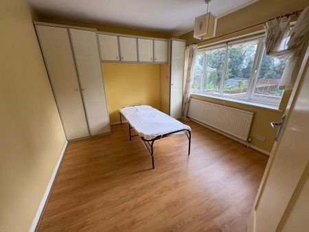 6 bedroom detached house to rent - Photo 5