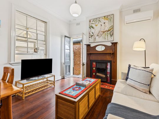 Unique Heritage Style One Bedroom Unit - Photo 1