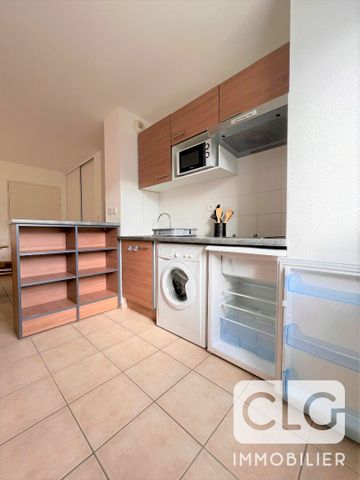 Location Appartement 2 pièces 42m² - Photo 4